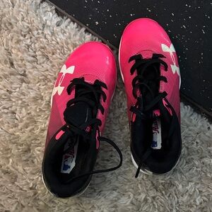 Under Armour Kids Pink and Black Cleats
